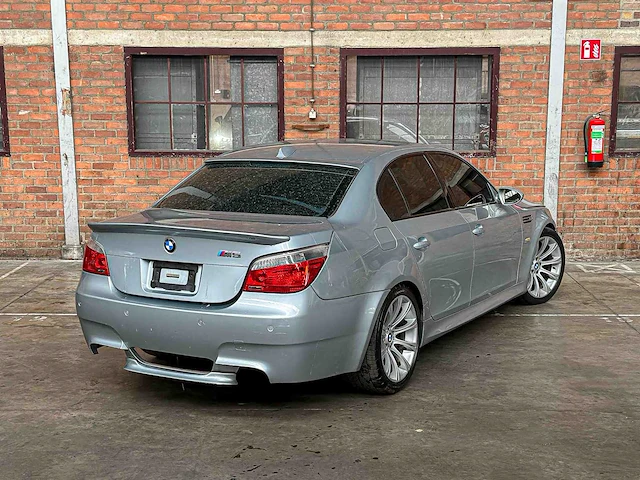 Bmw m5 5.0 v10 500pk 2006 5-serie - afbeelding 34 van  34