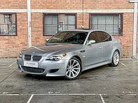 Bmw m5 5.0 v10 e60 500pk 2006 5-serie youngtimer - afbeelding 12 van  44