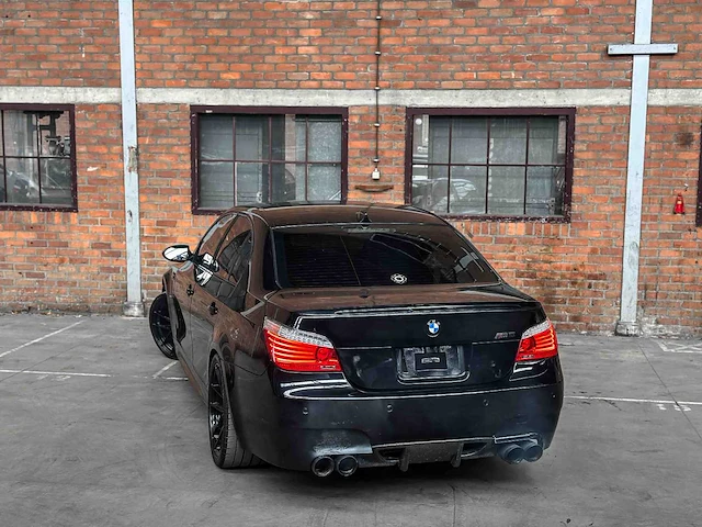 Bmw m5 5.0 v10 e60 500pk 2008 5-serie yountimer - afbeelding 10 van  41