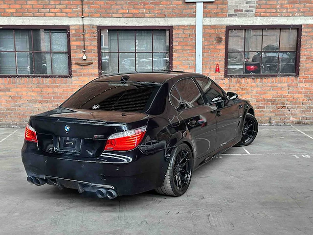 Bmw m5 5.0 v10 e60 500pk 2008 5-serie yountimer - afbeelding 5 van  41