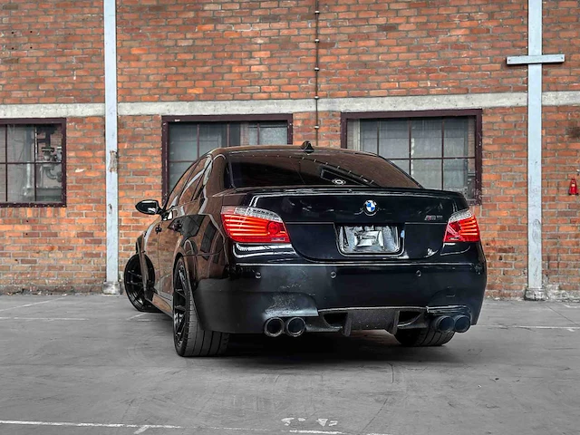 Bmw m5 5.0 v10 e60 500pk 2008 5-serie yountimer - afbeelding 8 van  41