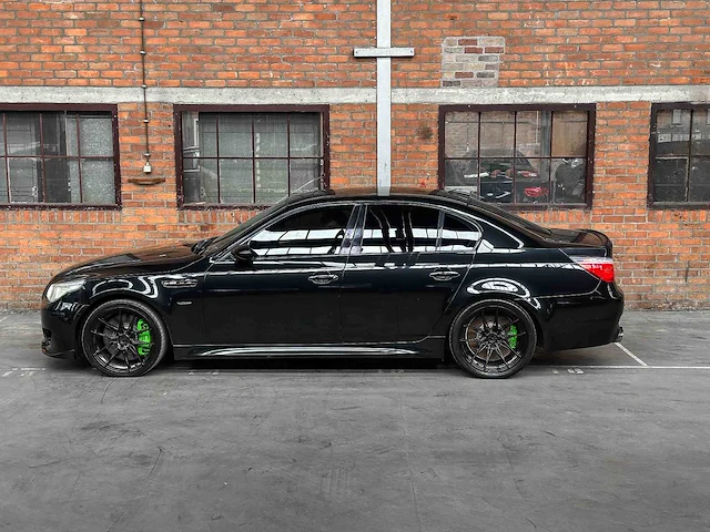 Bmw m5 5.0 v10 e60 500pk 2008 5-serie yountimer - afbeelding 14 van  41