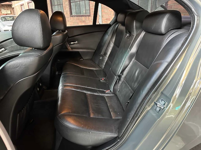 Bmw m5 5.0 v10 e60 507pk 2006 5-serie - afbeelding 18 van  35