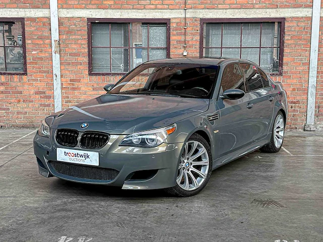 Bmw m5 5.0 v10 e60 507pk 2006 5-serie - afbeelding 12 van  35