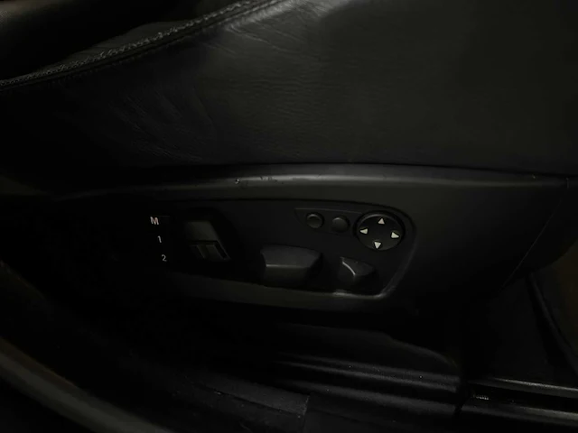 Bmw m5 5.0 v10 e60 507pk 2008 5-serie youngtimer - afbeelding 36 van  53