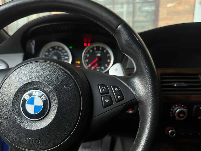 Bmw m5 5.0 v10 e60 507pk 2008 5-serie youngtimer - afbeelding 8 van  40