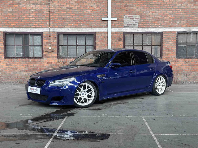 Bmw m5 5.0 v10 e60 507pk 2008 5-serie youngtimer - afbeelding 12 van  40