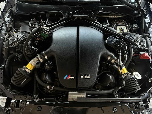 Bmw m5 5.0 v10 e60 507pk 2008 5-serie youngtimer - afbeelding 30 van  40