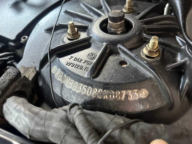 Bmw m5 5.0 v10 e60 507pk 2008 5-serie youngtimer - afbeelding 33 van  40