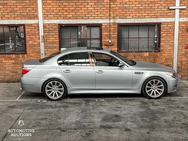 Bmw m5 e60 5.0 v10 507pk 2006 -youngtimer- - afbeelding 13 van  60