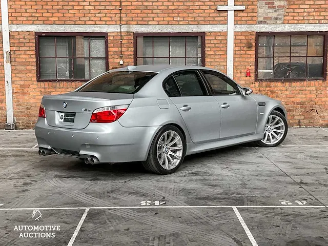 Bmw m5 e60 5.0 v10 507pk 2006 -youngtimer- - afbeelding 14 van  60