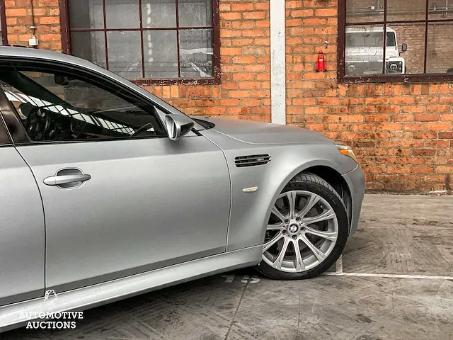 Bmw m5 e60 5.0 v10 507pk 2006 -youngtimer- - afbeelding 17 van  60