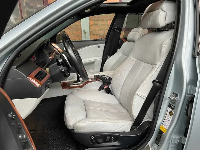 Bmw m5 e60 5.0 v10 507pk 2006 -youngtimer- - afbeelding 26 van  60
