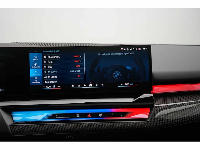 Bmw m5 touring 4.4 v8 hybride 728pk automaat 2025 nieuwe auto - afbeelding 20 van  69