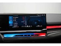 Bmw m5 touring 4.4 v8 hybride 728pk automaat 2025 nieuwe auto - afbeelding 21 van  69