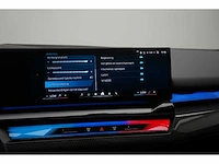 Bmw m5 touring 4.4 v8 hybride 728pk automaat 2025 nieuwe auto - afbeelding 25 van  69