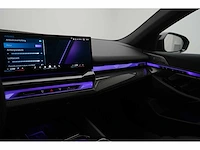 Bmw m5 touring 4.4 v8 hybride 728pk automaat 2025 nieuwe auto - afbeelding 27 van  69