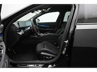 Bmw m5 touring 4.4 v8 hybride 728pk automaat 2025 nieuwe auto - afbeelding 38 van  69