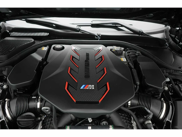 Bmw m5 touring 4.4 v8 hybride 728pk automaat 2025 nieuwe auto - afbeelding 53 van  69