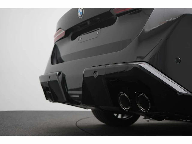 Bmw m5 touring 4.4 v8 hybride 728pk automaat 2025 nieuwe auto - afbeelding 68 van  69