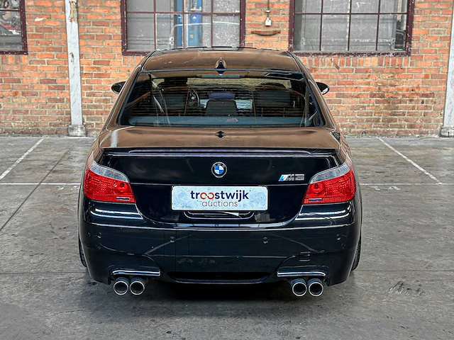 Bmw m5 v10 500pk 2006 - afbeelding 5 van  45