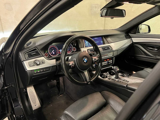 Bmw m550 touring xdrive f11 381pk 2014 5-serie (origineel-nl), 3-xfp-64 - afbeelding 8 van  69