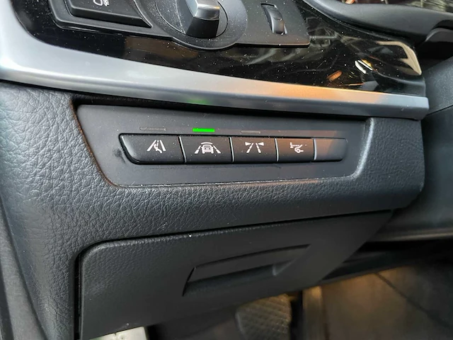 Bmw m550d touring xdrive 381pk 2014 (origineel-nl) 5-serie, 3-xfp-64 - afbeelding 19 van  77