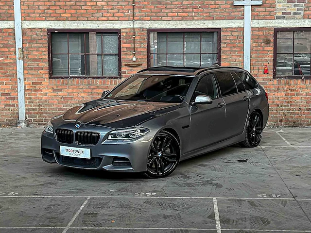 Bmw m550d touring xdrive 381pk 2014 (origineel-nl) 5-serie, 3-xfp-64 - afbeelding 12 van  77