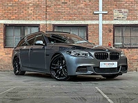 Bmw m550d touring xdrive 381pk 2014 (origineel-nl) 5-serie, 3-xfp-64 - afbeelding 56 van  77