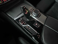Bmw m550i xdrive high executive (facelift) 530pk 2019 g30 5-serie, h-687-zn - afbeelding 36 van  50