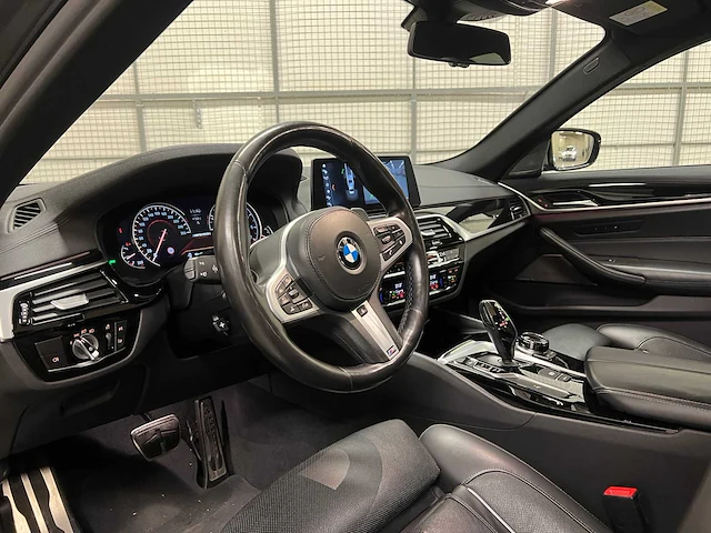 Bmw m550i xdrive high executive m-sport 462pk 2018 5-serie, n-650-kn - afbeelding 25 van  71