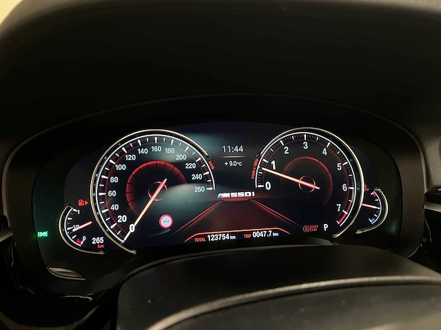 Bmw m550i xdrive high executive m-sport 462pk 2018 5-serie, n-650-kn - afbeelding 41 van  71