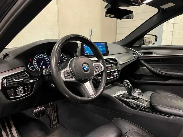 Bmw m550i xdrive m-sport high executive g30 462pk 2018 (origineel-nl) 5-serie, rk-103-v - afbeelding 20 van  59