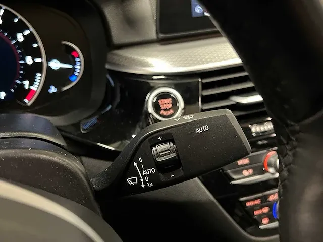 Bmw m550i xdrive m-sport high executive g30 462pk 2018 (origineel-nl) 5-serie, rk-103-v - afbeelding 26 van  59