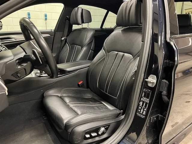 Bmw m550i xdrive m-sport high executive g30 462pk 2018 (origineel-nl) 5-serie, rk-103-v - afbeelding 49 van  59
