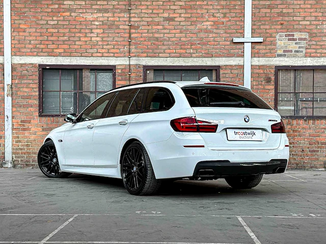 Bmw m550xd touring m-sport f11 381pk 2012 5-serie, gbn-87-t - afbeelding 7 van  51