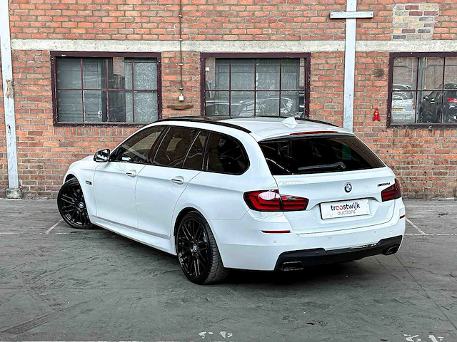 Bmw m550xd touring m-sport f11 381pk 2012 5-serie, gbn-87-t - afbeelding 8 van  51