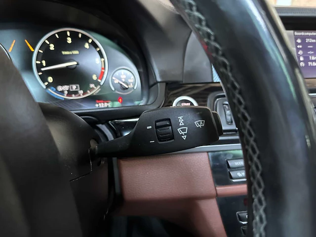 Bmw m550xd touring m-sport f11 381pk 2012 5-serie, gbn-87-t - afbeelding 18 van  51