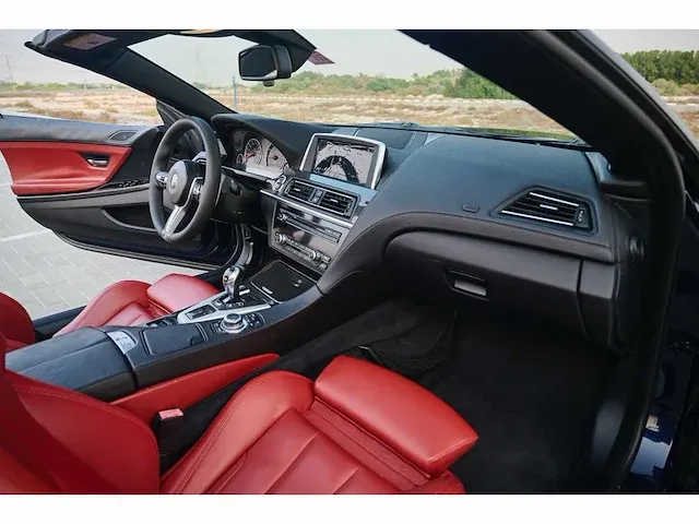 Bmw m6 4.4 v8 biturbo cabriolet, 7963 - afbeelding 15 van  32
