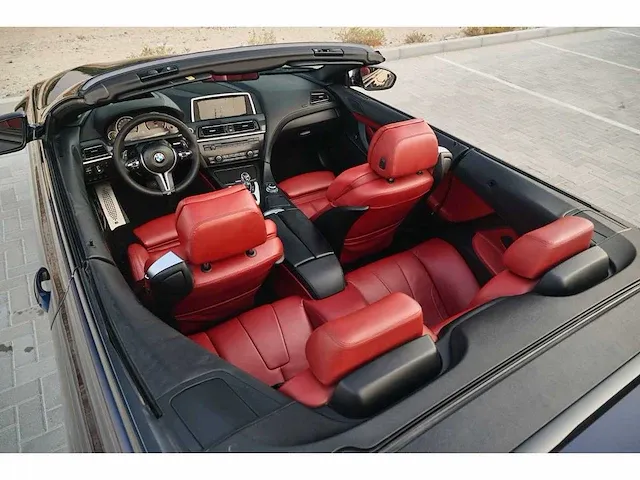 Bmw m6 4.4 v8 biturbo cabriolet, 7963 - afbeelding 17 van  32