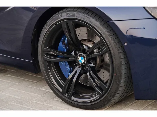 Bmw m6 4.4 v8 biturbo cabriolet, 7963 - afbeelding 27 van  32