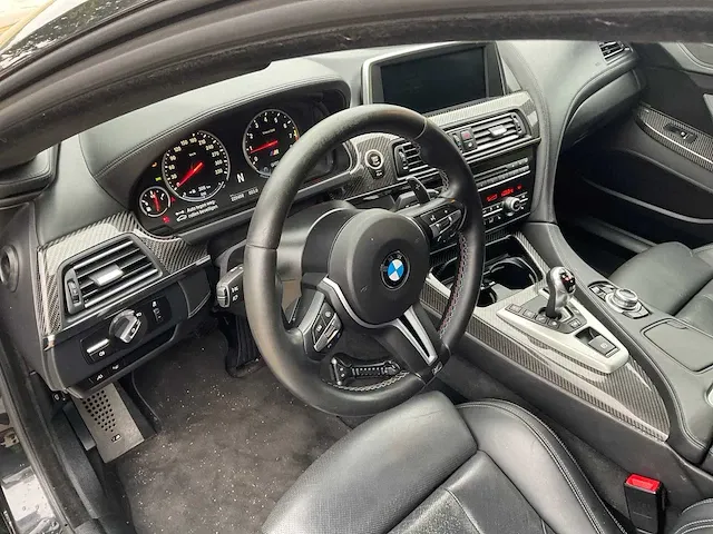 Bmw m6 6-serie gran coupé personenauto - afbeelding 18 van  53