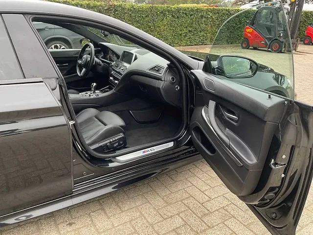 Bmw m6 6-serie gran coupé personenauto - afbeelding 33 van  53