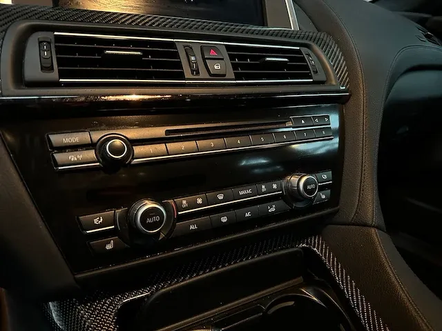 Bmw m6 gran coupé 4.4 v8 560pk 2013 f06, 9-kld-90 - afbeelding 26 van  63