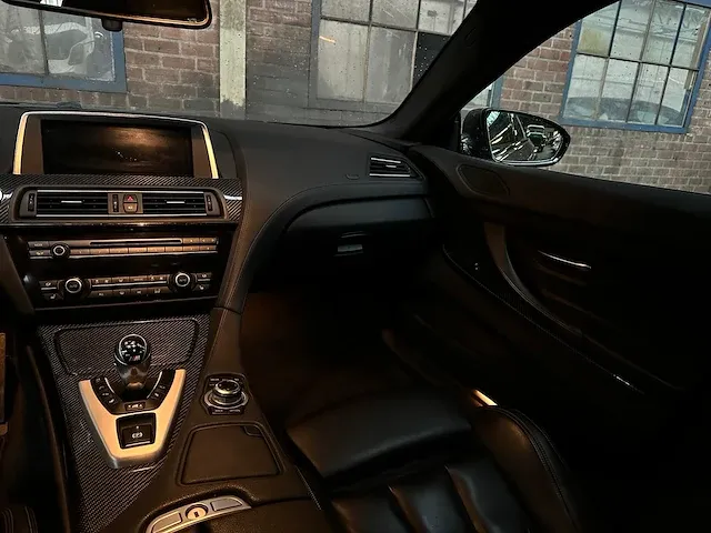 Bmw m6 gran coupé 4.4 v8 560pk 2013 f06, 9-kld-90 - afbeelding 42 van  63