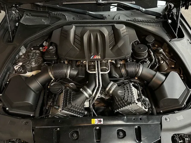 Bmw m6 gran coupé 4.4 v8 560pk 2013 f06, 9-kld-90 - afbeelding 50 van  63