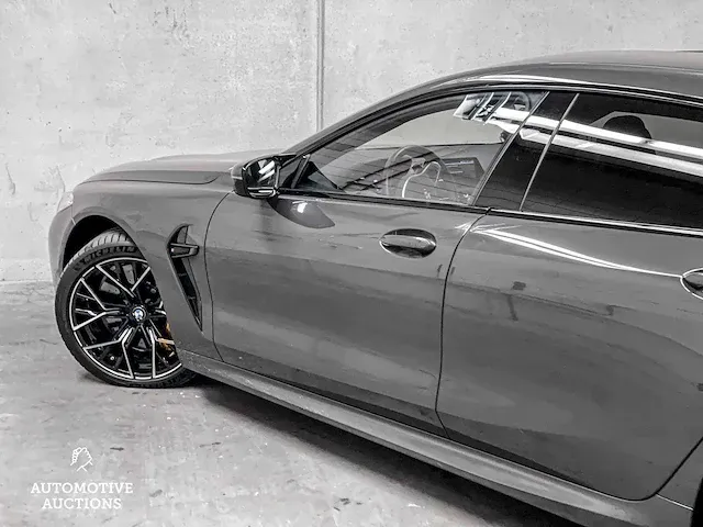 Bmw m8 competition gran coupé 625pk -carbon- 2023 orig-nl, s-676-pg - afbeelding 17 van  62