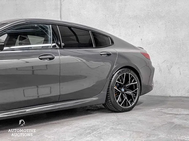 Bmw m8 competition gran coupé 625pk -carbon- 2023 orig-nl, s-676-pg - afbeelding 45 van  62