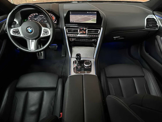 Bmw m850i gran coupé 4.4 v8 xdrive high executive 532pk 2021 8-serie, p-594-lk - afbeelding 32 van  57