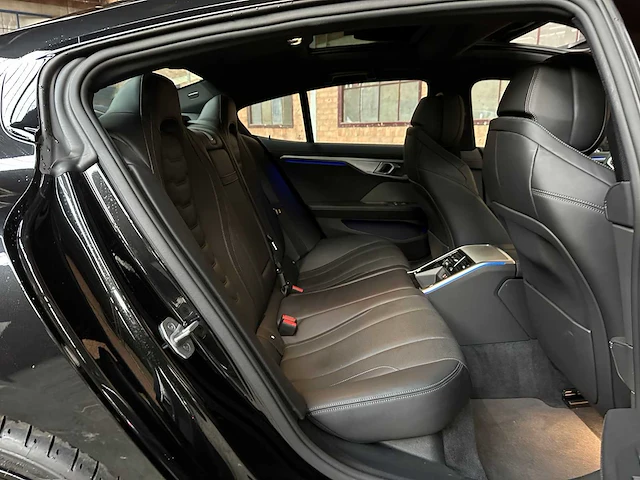 Bmw m850i gran coupé 4.4 v8 xdrive high executive 532pk 2021 8-serie, p-594-lk - afbeelding 49 van  57